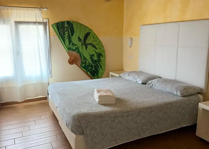 Via Mameli 5